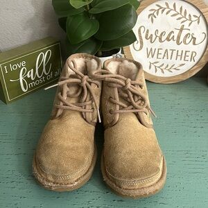 Ugg Boots SZ 2